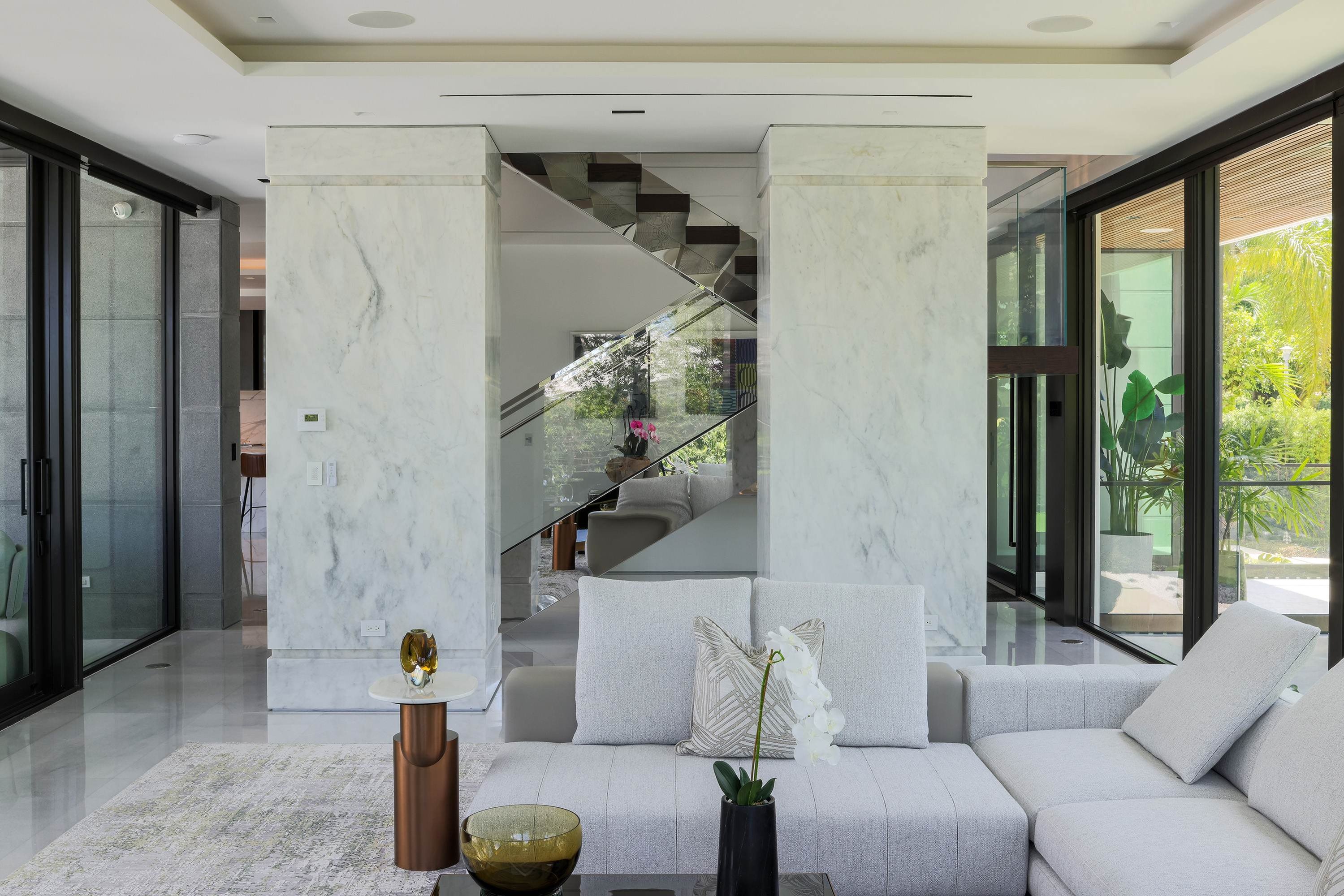 7903F4A0034-ezgif.com-optijpeg