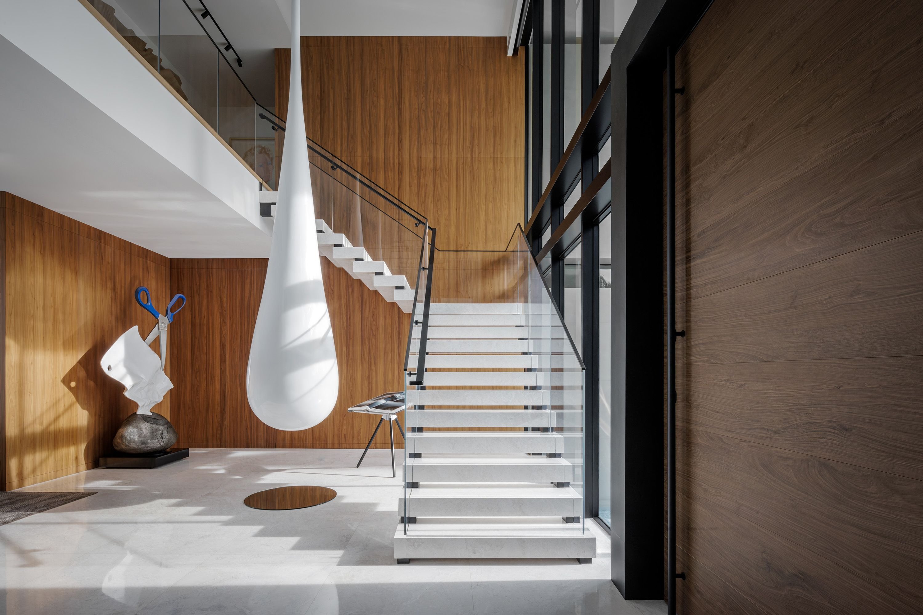 DUNAGAN_DIVERIO_421_ESan_Marino_Dr_0406-Enhanced-NR-Edit_4K-ezgif.com-optijpeg