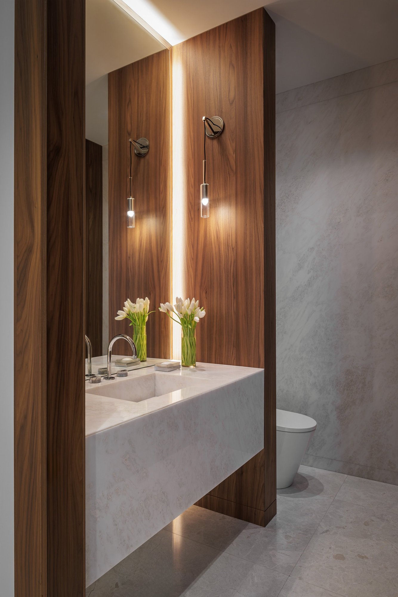 DUNAGAN_DIVERIO_421_ESan_Marino_Dr_1988-Enhanced-NR-Edit_4K-ezgif.com-optijpeg