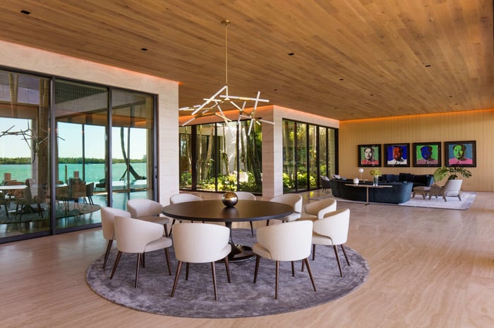 DBOX_BALHARBOUR30-ezgif.com-optijpeg