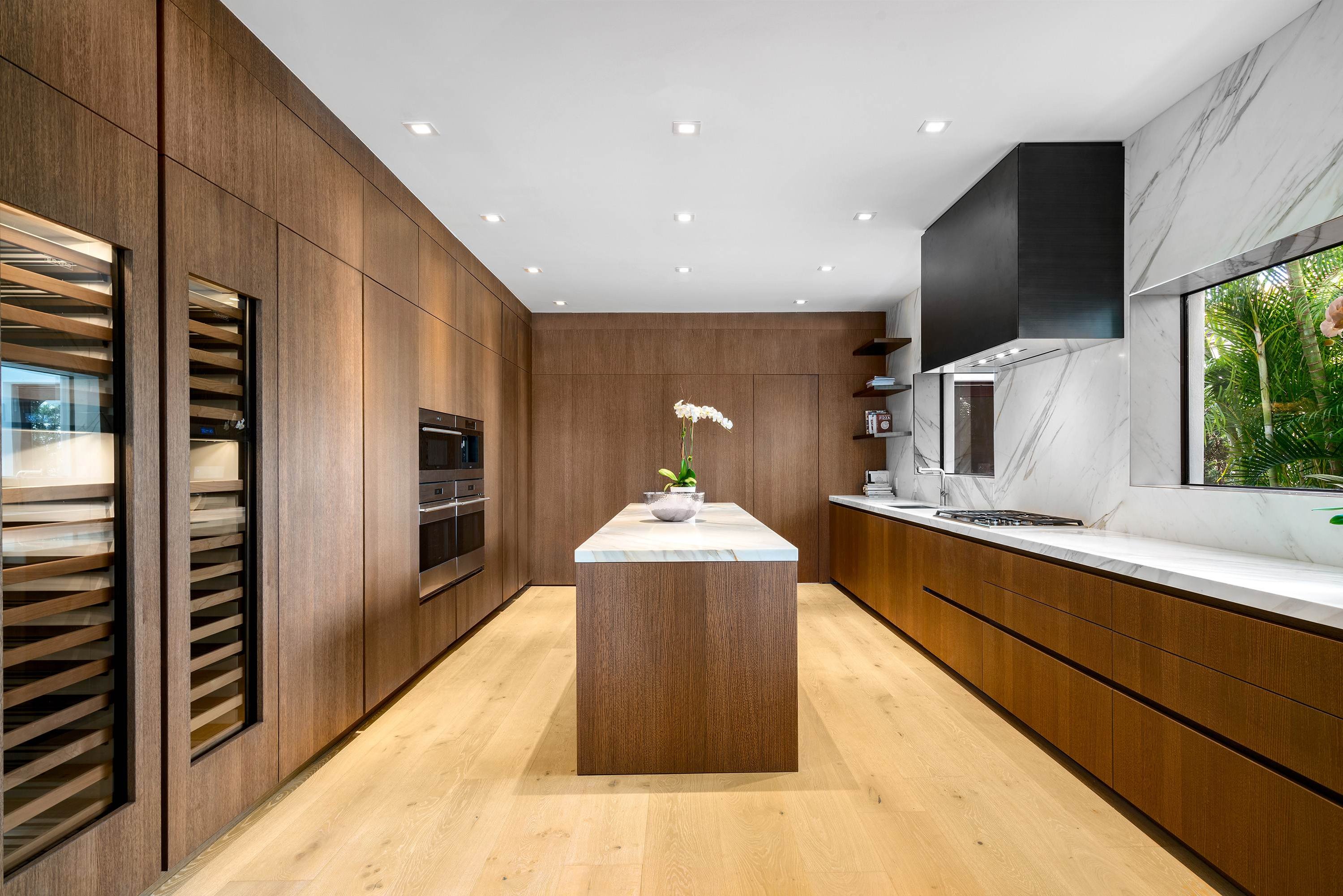 MAINPHOTO-3-ezgif.com-optijpeg