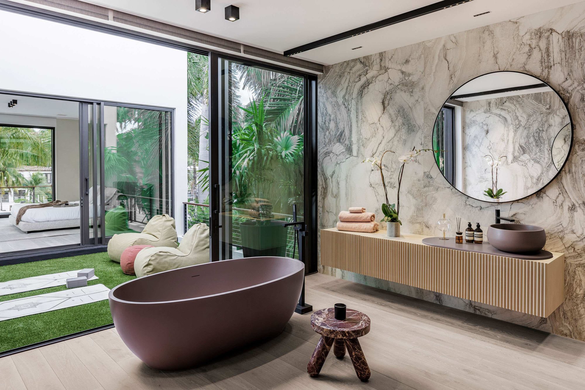 Alexander_Group-FELIX_COHEN_1825W24ST_Miami_Beach_262-HDR-Edit_4K-ezgif.com-optijpeg