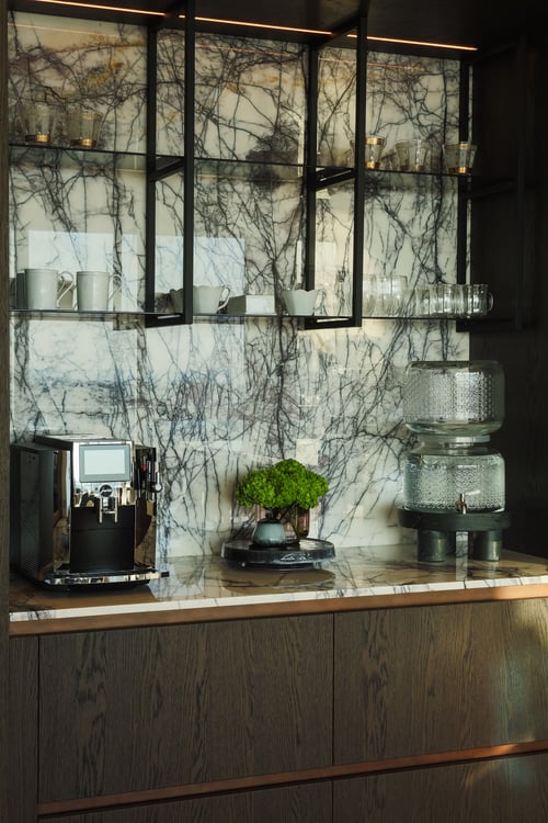 HIRES100STPOINTE-01-ezgif.com-optijpeg